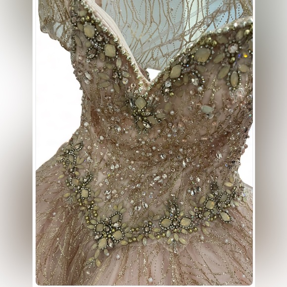 ❤️ Vintage 15 Year Old Party Dress With Beaded Lace Overlay & Corset Back ❤️ - Picture 6 of 11